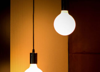 Dlaczego oświetlenie LED lepiej kupować w hurtowni elektrycznej