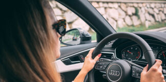 Dlaczego warto korzystać z wypożyczalni samochodów