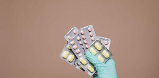 Czym dysponują placówki medyczne i gdzie się zaopatrują