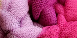 Czy kolor plecionki ma wpływ na brania?