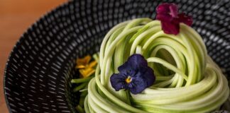 Czy można grać w squasha samemu?