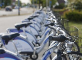 Z jaką siłą naciągać szprychy? Z jaką siłą naciągać szprychy?