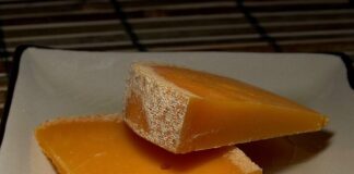 Dlaczego Mimolette jest pomarańczowy?