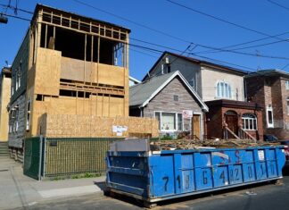 Jak daleko śmietnik od sąsiada?